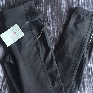 Athleta NWT fleece lined Power Lift Tight